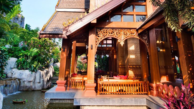 Imagen de los exteriores del Hotel Intercontinental Xishuangbanna Resort. Foto 12