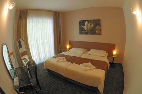 Imagen de la habitación del Hotel Interhotel America. Foto 6