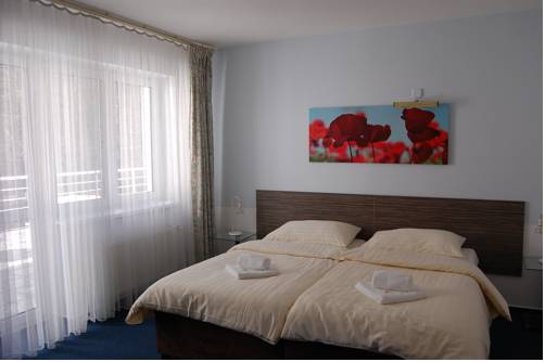 Imagen de la habitación del Hotel Interhotel America. Foto 9