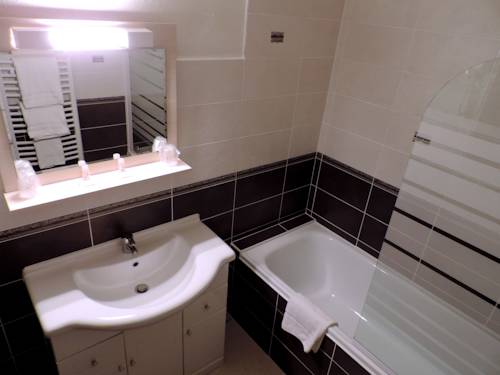 Imagen de la habitación del Hotel Inter-hotel Annonay Est La Siesta. Foto 14