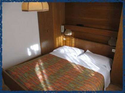 Imagen de la habitación del Hotel Interhotel. Foto 9