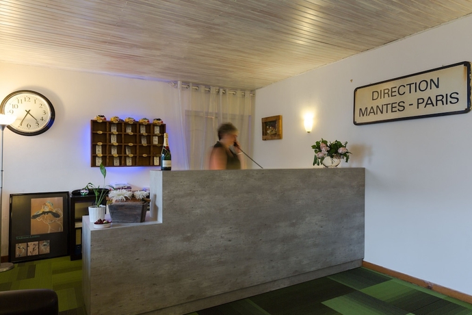 Imagen de los interiores del Hotel Inter-hotel La Dousseine. Foto 17