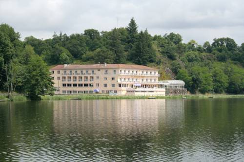 Imagen de la habitación del Hotel Inter-hotel La Roche-sur-yon Est Le Moulin Neuf. Foto 2