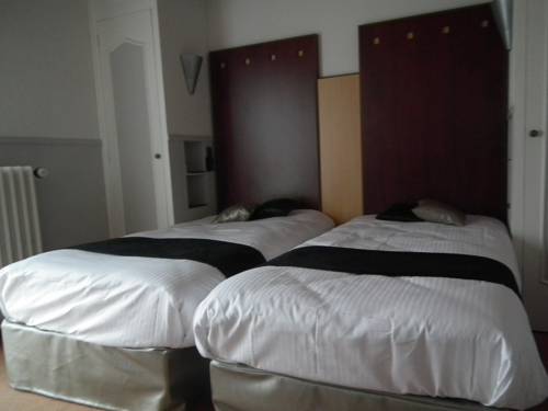 Imagen de la habitación del Hotel Inter-hotel La Roche-sur-yon Est Le Moulin Neuf. Foto 10