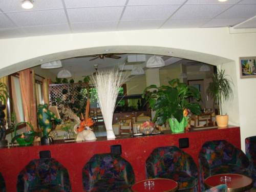 Imagen de la habitación del Hotel Interhotel Le Clos Des Tanneurs. Foto 15