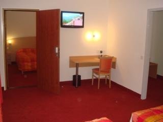 Imagen de la habitación del Hotel Interhotel Le Taledenn. Foto 4