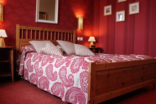 Imagen de la habitación del Hotel Inter-hotel Le Tréport Sud La Cour Carrée. Foto 5