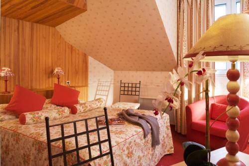 Imagen de la habitación del Hotel Inter-hotel Le Tréport Sud La Cour Carrée. Foto 14