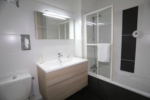 Imagen de la habitación del Hotel Inter-hotel Libourne Nord Henri Iv. Foto 4