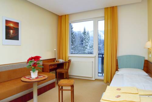 Imagen de la habitación del Hotel Interhotel Montana. Foto 9