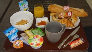 Imagen del bar/restaurante del Hotel Inter-hotel Welcome. Foto 7