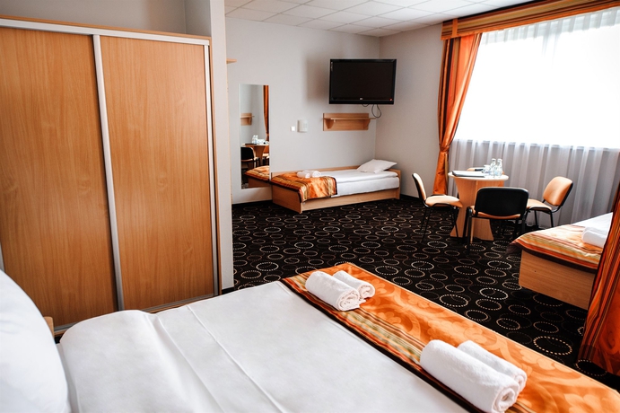 Imagen de la habitación del Hotel Interhouse. Foto 6