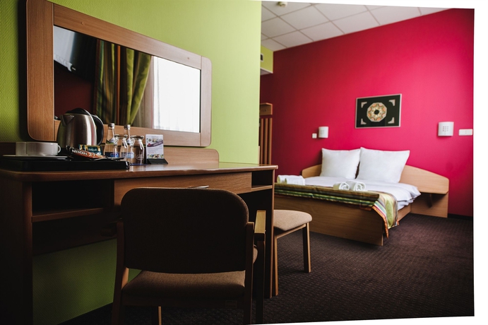 Imagen de la habitación del Hotel Interhouse. Foto 7