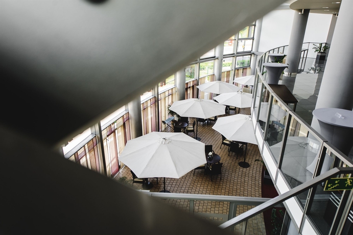 Imagen del bar/restaurante del Hotel Interhouse. Foto 3