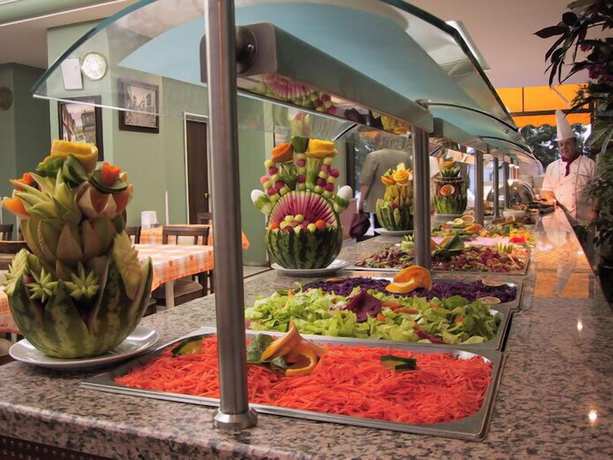 Imagen del bar/restaurante del Hotel Intermar, Marmaris. Foto 7