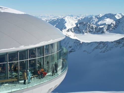 Imagen de los exteriores del Hotel Intermontana Garni. Foto 7