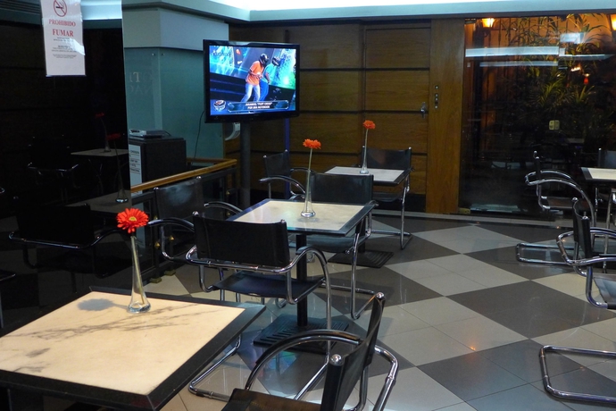 Imagen del bar/restaurante del Hotel Internacional Asuncion Dowtown. Foto 4