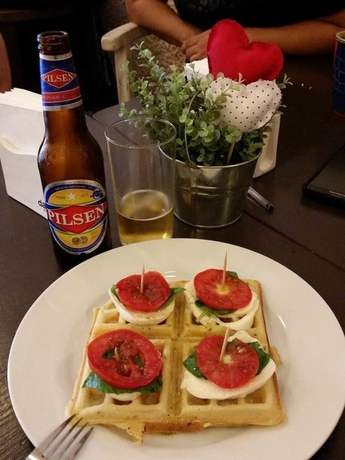 Imagen del bar/restaurante del Hotel Internacional Asuncion Dowtown. Foto 5