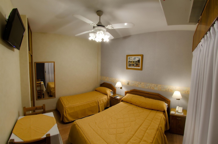 Imagen de la habitación del Hotel Internacional, Buenos Aires. Foto 6