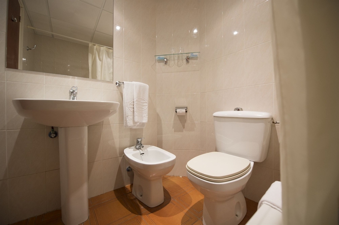 Imagen de la habitación del Hotel Internacional, Calella. Foto 6