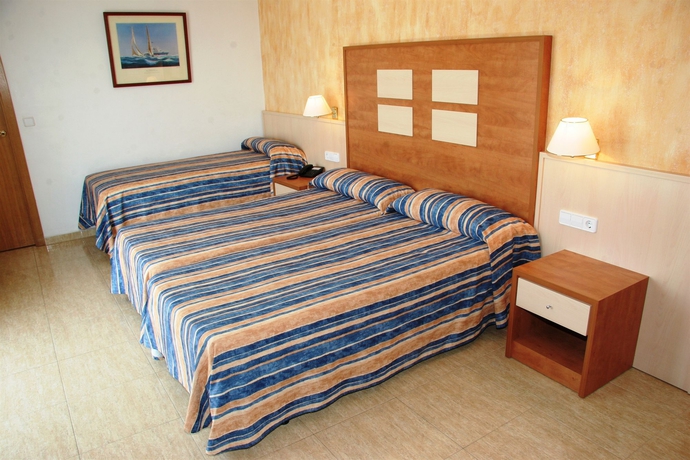 Imagen de la habitación del Hotel Internacional, Calella. Foto 7