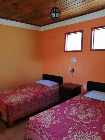 Imagen de la habitación del Hotel Internacional Guest House. Foto 3