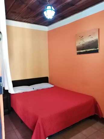 Imagen de la habitación del Hotel Internacional Guest House. Foto 11