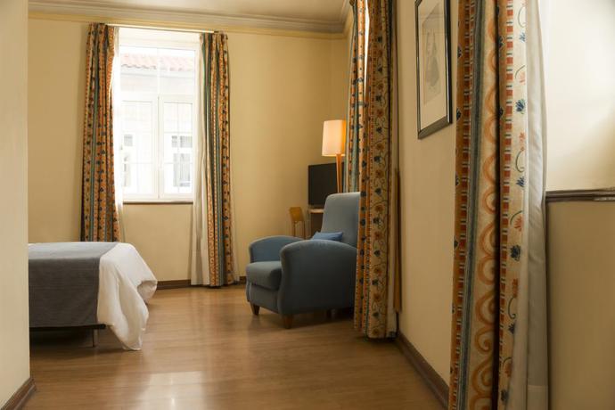 Imagen de la habitación del Hotel Internacional, Oporto. Foto 5