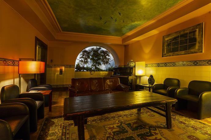 Imagen de los interiores del Hotel Internacional, Oporto. Foto 17