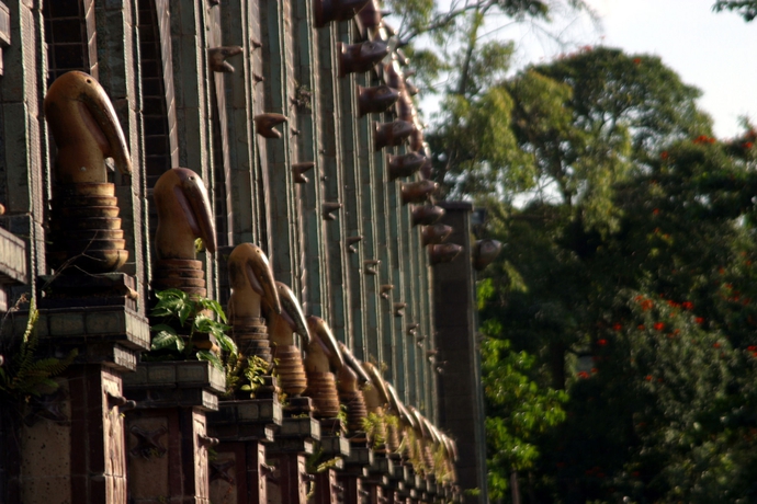 Imagen de los exteriores del Hotel Internacional Palace. Foto 7