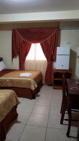 Imagen de la habitación del Hotel Internacional Palmerola. Foto 10