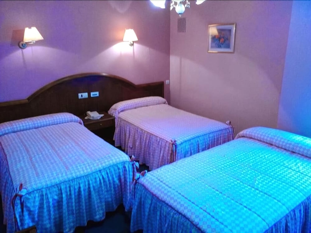 Imagen de la habitación del Hotel Internacional, Porriño. Foto 11