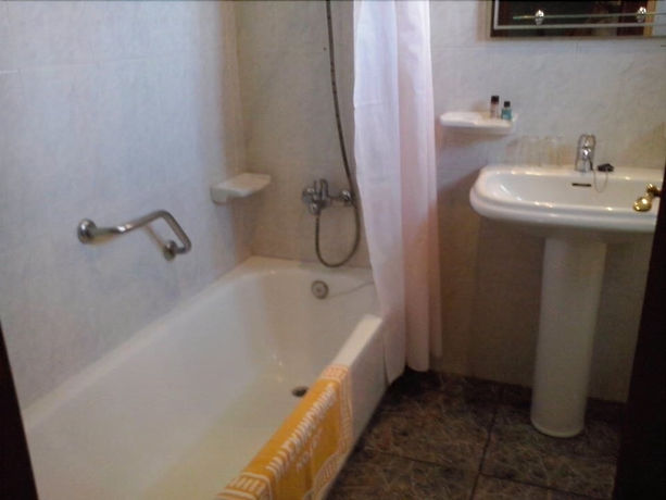 Imagen de la habitación del Hotel Internacional, Porriño. Foto 17