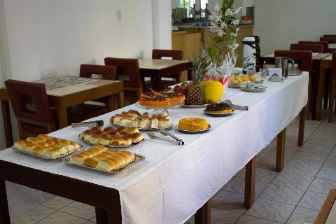 Imagen del bar/restaurante del Hotel Internacional S&atilde;o Paulo. Foto 2