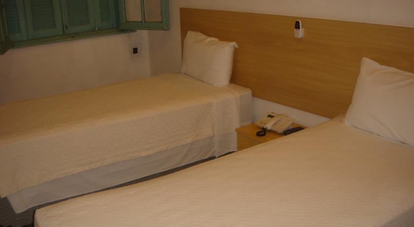 Imagen de la habitación del Hotel Internacional S&atilde;o Paulo. Foto 6