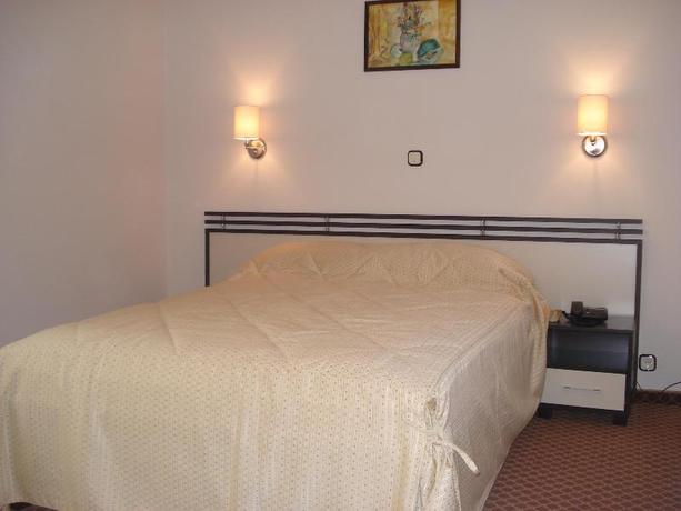 Imagen de la habitación del Hotel International Baile Felix. Foto 5