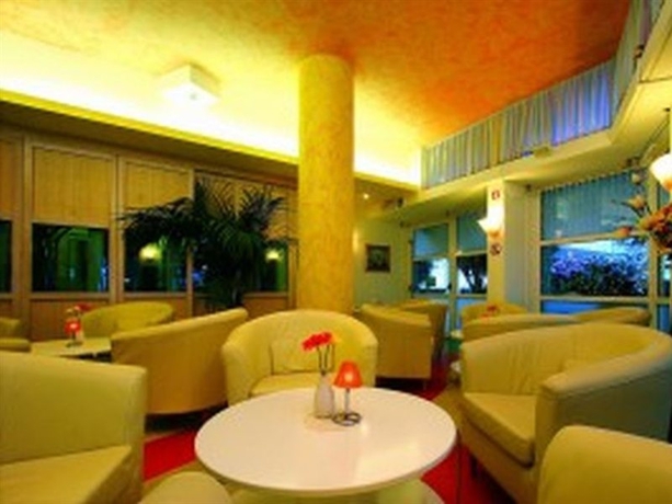 Imagen general del Hotel International Beach, Lignano Sabbiadoro. Foto 3