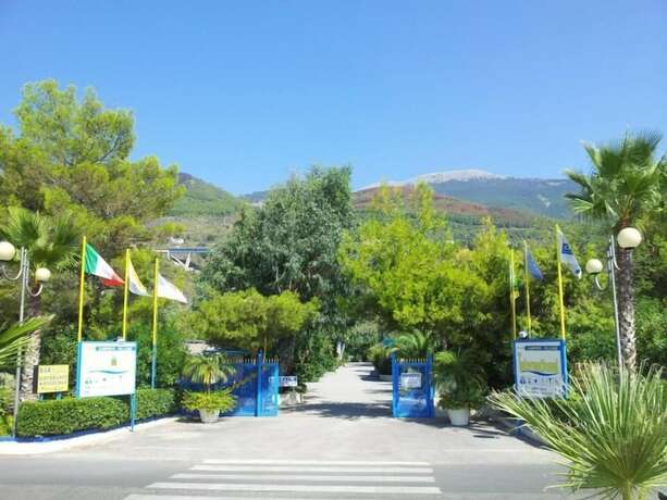 Imagen general del Hotel International Camping Village. Foto 2
