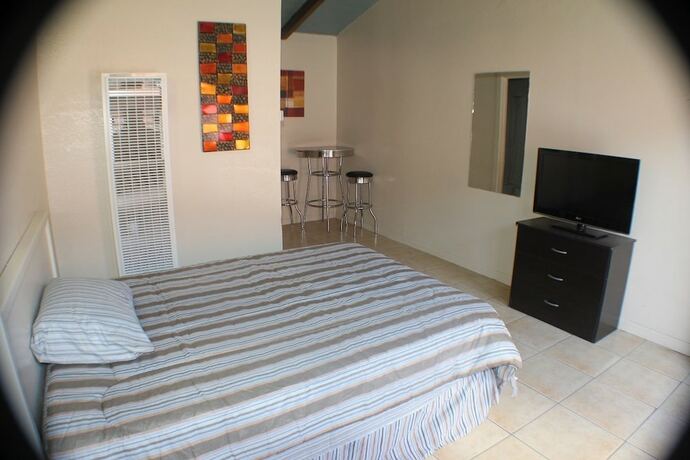 Imagen de la habitación del Hotel International Casa. Foto 5