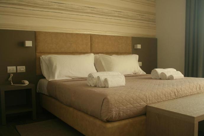 Imagen de la habitación del Hotel International Dakar. Foto 5
