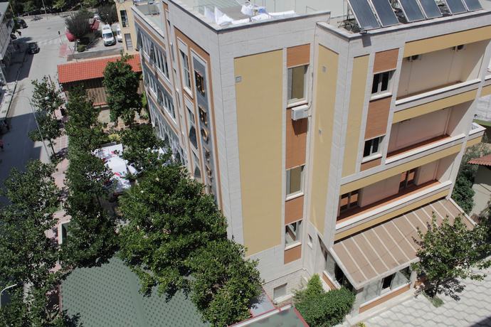 Imagen general del Hotel International, Fier. Foto 1