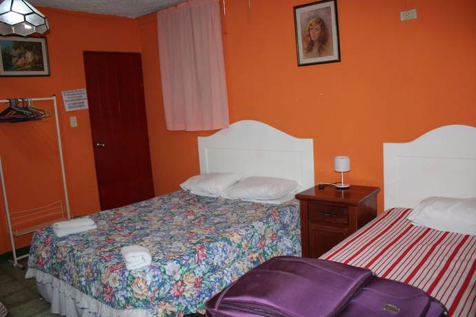 Imagen de la habitación del Hotel International Guest House. Foto 3