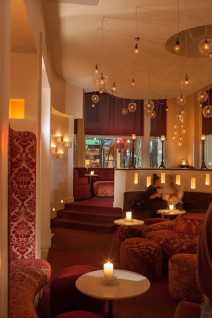 Imagen de los interiores del Hotel International House. Foto 8