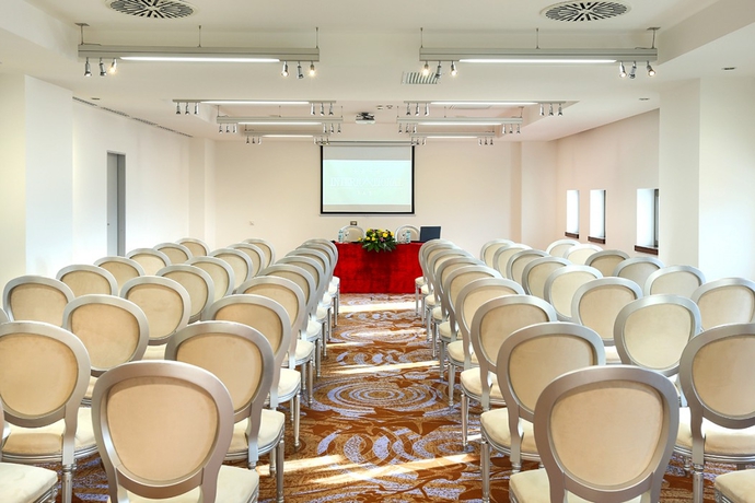 Imagen general del Hotel International Iasi. Foto 8