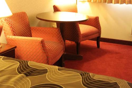 Imagen de la habitación del Hotel International, Lynnwood. Foto 7