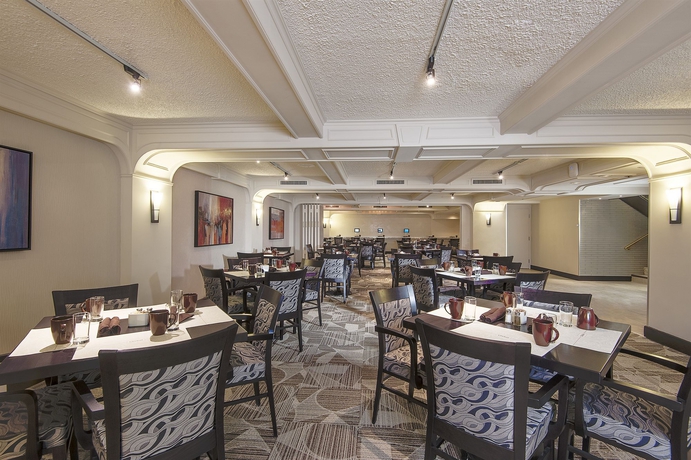 Imagen del bar/restaurante del Hotel International Of Calgary. Foto 1