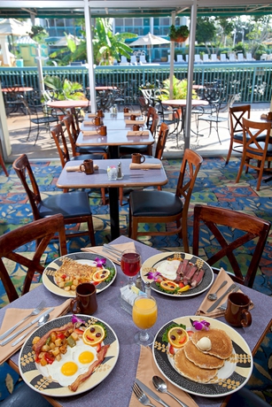 Imagen del bar/restaurante del Hotel International Palms Resort Cocoa Beach. Foto 10