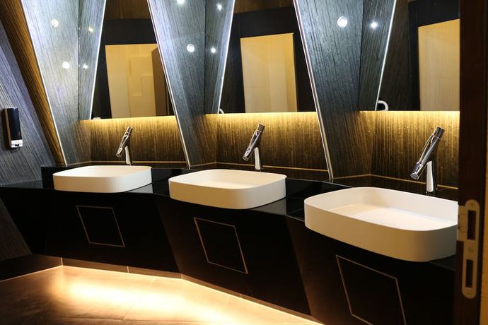 Imagen de la habitación del Hotel International Prishtina. Foto 2