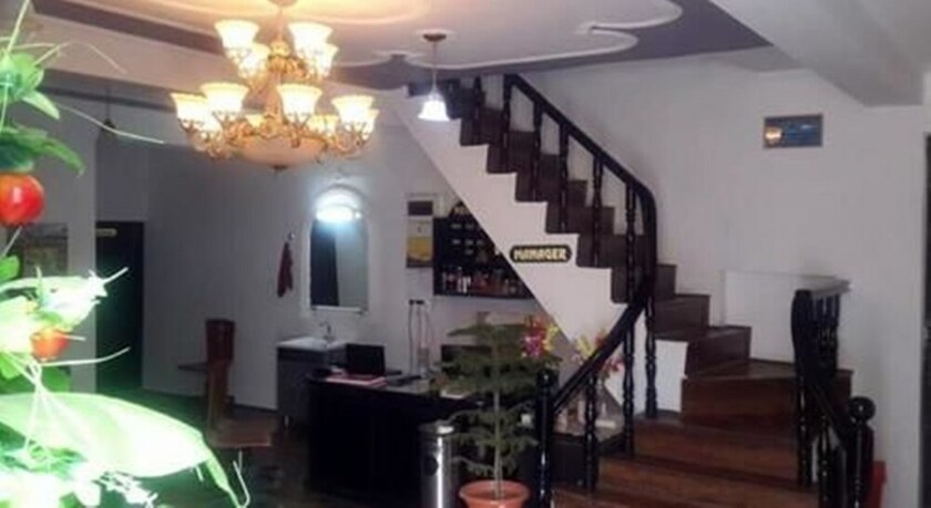 Imagen de los interiores del Hotel International Residency. Foto 22