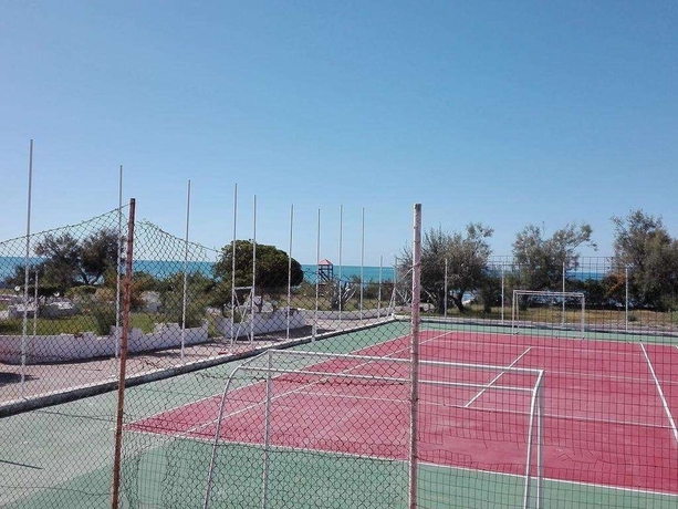 Imagen de los interiores del Hotel International Resort. Foto 12